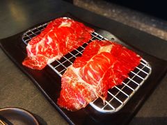 -铭牛烧肉·和牛海鲜自助(高新月牙湖店)