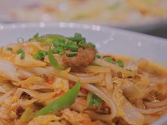 酸菜粉条肉-新粤新疆菜清真餐厅(拱北店)