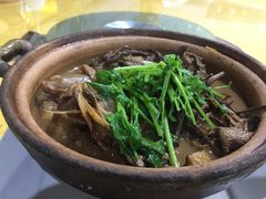 -红旗山庄(圭峰山店)