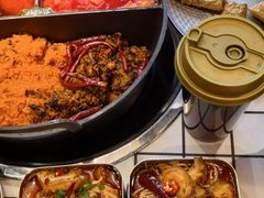 -热火朝天鲜切牛肉火锅(南强街巷店)