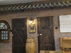 -逃脱反斗城沉浸剧情密室(阳光新业中心店)