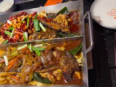 -鸣记脆皮烤鱼·海鲜烤鱼(亿合城店)
