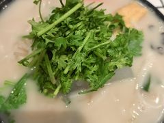 -肥汁米蘭香港米线(长宁来福士店)