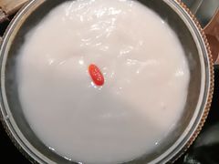 -老牌坊云南鱼豆花火锅(哈西万达店)