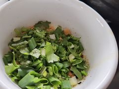 -黄利砖万峰林布依特色酸笋牛肉馆