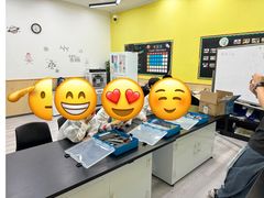 -神奇科学家STEAM科学实验科创赛事机器人编程逻辑思维MadScience(长宁来福士校区)
