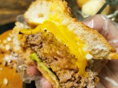 -HIGH FIVE哈福手工汉堡(桂林路店)