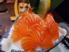 三文鱼刺身-花宴·日式料理