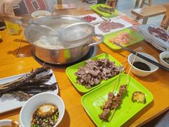 -养牛邓·潮汕牛肉海鲜自助火锅(广州店)