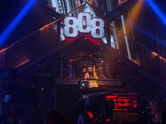 -808 LiveHouse