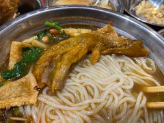 带皮鸭脚-柳州肥姨妈大骨螺蛳粉(双阳路店)