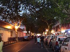 -吴山路夜市