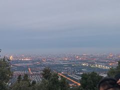 -鬼笑石后山停车场