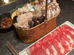 -三出山火锅(南京万象天地店)