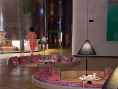 -涨巢·潮玩水疗局