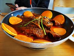 铁锅昂刺鱼贴玉米饼-关东小磨东北菜(上海长风大悦城店)