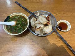 -黄阿姨锅贴大王(万航渡路店)