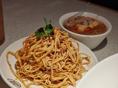 -江渔儿酸菜鱼(映月湖环宇城店)