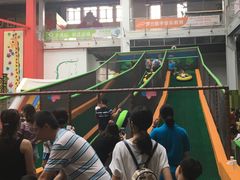 -蒙特利亲子乐园