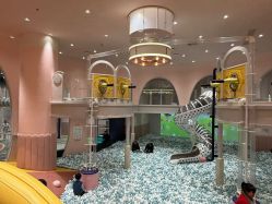 -奈尔宝家庭中心·亲子餐厅(鄞州万达店)