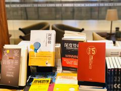 -百新书局(尚悦湾店)