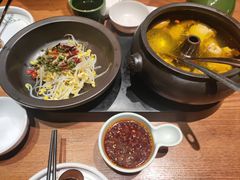 -云海肴·汽锅鸡·云南菜(天山百盛优客店)