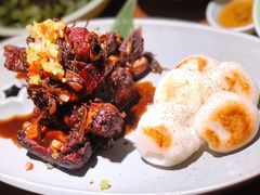 鸿运仔排-弄堂里·寻味杭州(湖滨银泰in77C区店)