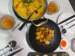 -美奈小馆·越南料理(中航城君尚购物中心店)