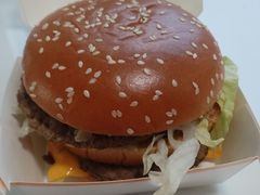 -麦当劳(展览路店)