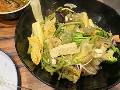 -万记麻辣烫国展总店
