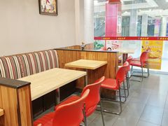 -尊宝比萨(较场口店)