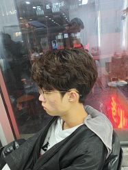 -藤野造型烫染·漂发