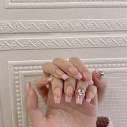 -Fanni美甲美睫皮肤管理