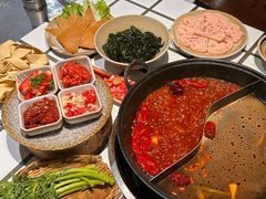 -贰回巷火锅馆(钟楼店)