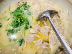 大黄鱼棒打小馄饨-瑞福园联谊餐室(茂名南路店)