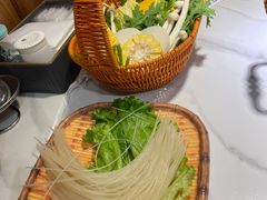 -椰子湾·海南火锅·糟粕醋·椰子鸡(正大广场店)