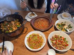 -聚鑫朋酸菜肥肠(九龙仓店)