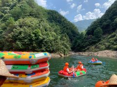 -安吉龙王山峡谷漂流