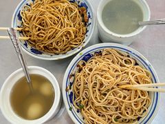 -高师傅特色米粉汤包(建设路店)