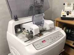-视野联行眼镜•蔡司•依视路(温江店)