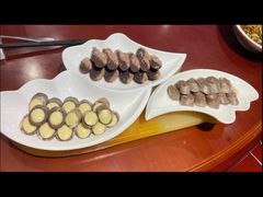 -白鹿苑蒙餐(鄂温克宾馆店)