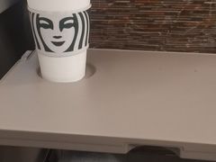 -星巴克(广州南站A18检票口楼上)