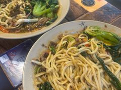 -方铲铲·成都板凳面(滨江银泰店)