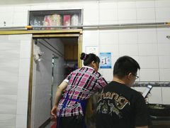 -石灰市毛记烧鸡公(解放碑店)