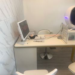-凡碧诗毛孔收细