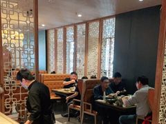 大堂-青年公社烤鸭(青年路店)