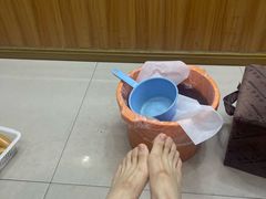 -郑远元专业修脚房(岭兜二路店)