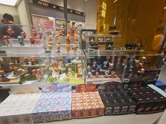 -泡泡玛特POPMART (北京超极合生汇店)