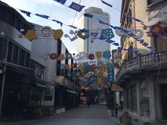 周边街景-星巴克(宁波老外滩店)