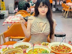 -韵味湘肴·小炒黄牛肉(五一广场美食地标店)